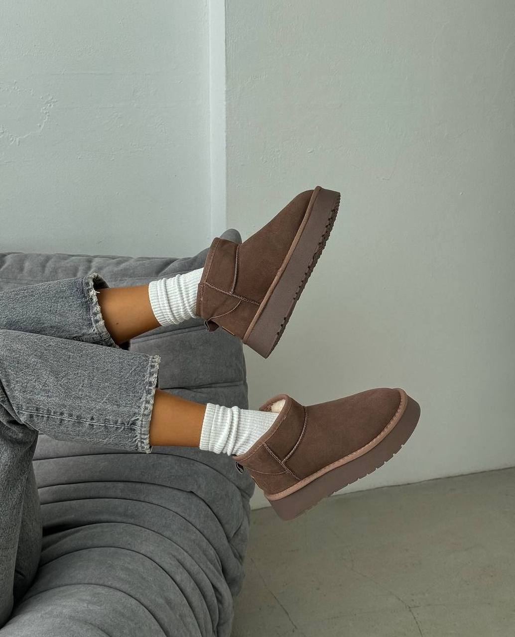 Базове взуття модних інфлюенсерів: 3 найпопулярніші моделі цієї осені